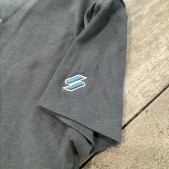 Superdry Gray Tee with Red Labels size 8 - Picture 4 of 6